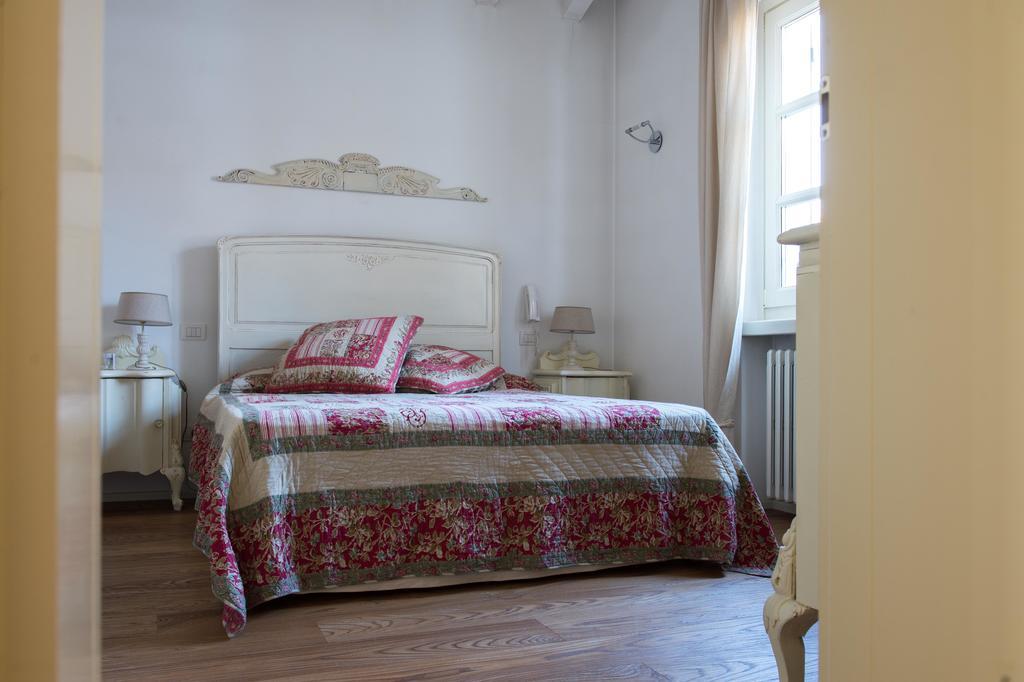 La Favola Sirmione Villa Eksteriør bilde