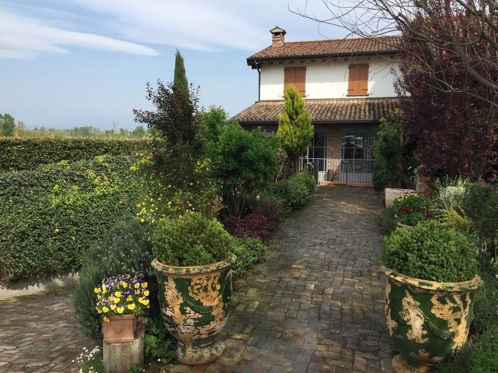 La Favola Sirmione Villa Eksteriør bilde