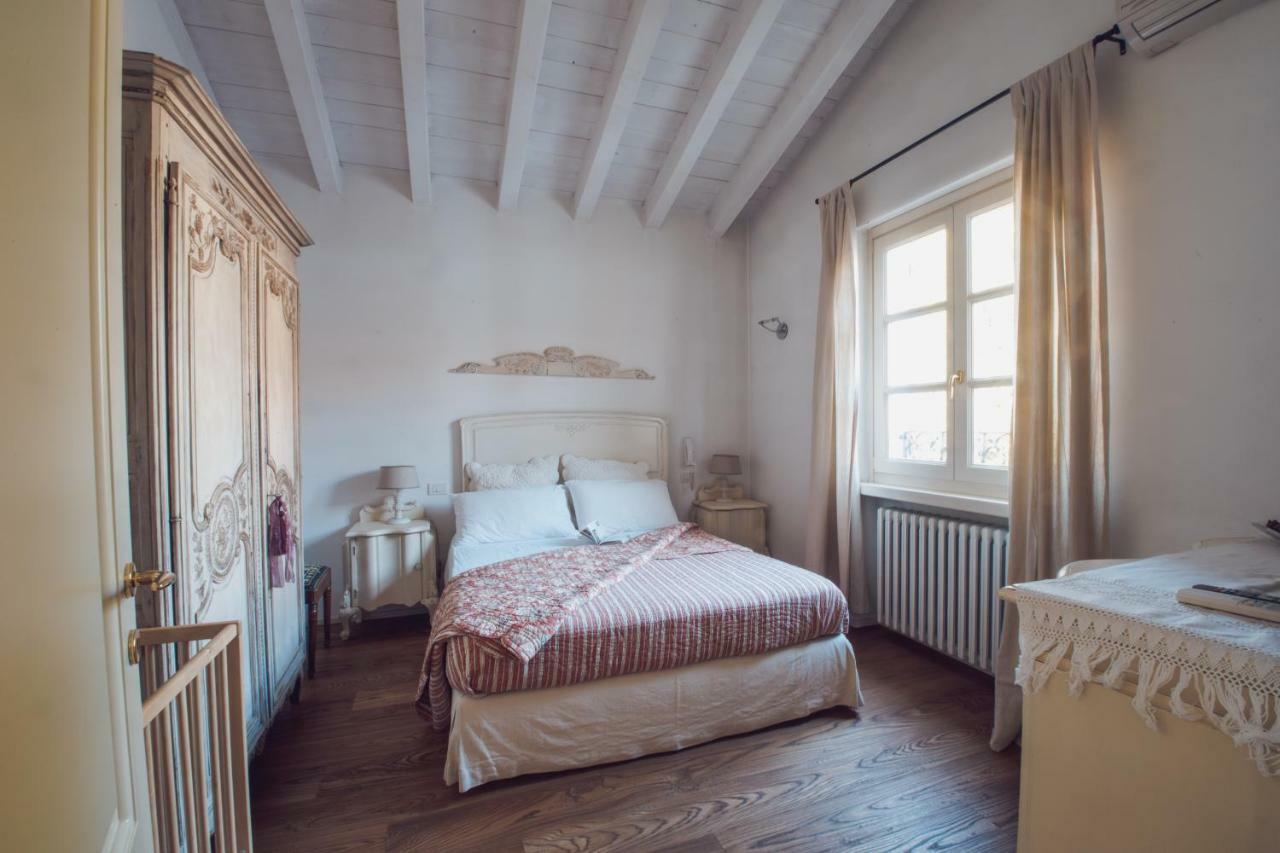 La Favola Sirmione Villa Eksteriør bilde
